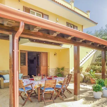 Casa Vacanze Summer Holiday home Trappeto (Sicily)