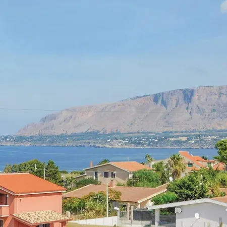 Casa Vacanze Summer Trappeto (Sicily)
